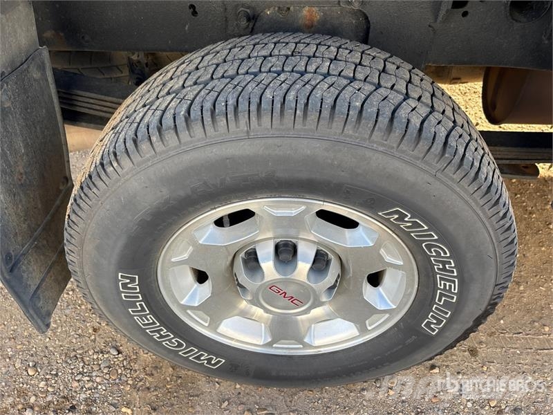 GMC Sierra 2500HD Ostalo