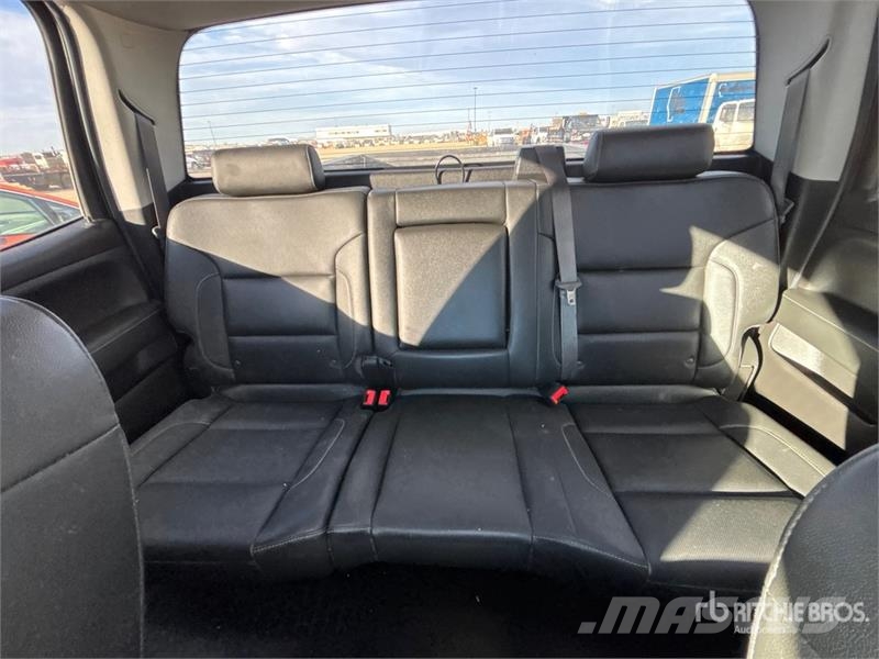 GMC Sierra 2500HD Muu