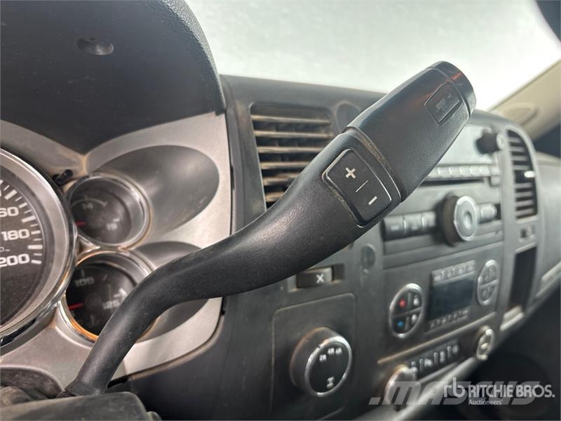 GMC Sierra 2500HD Egyéb