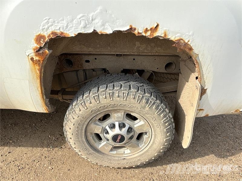 GMC Sierra 2500HD Další