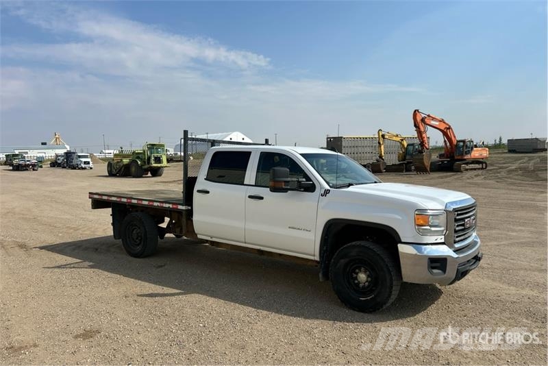 GMC Sierra 2500HD Platte bakwagens