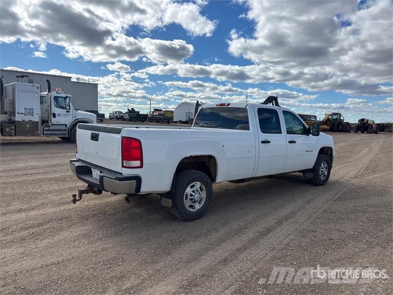 GMC Sierra 2500HD Other