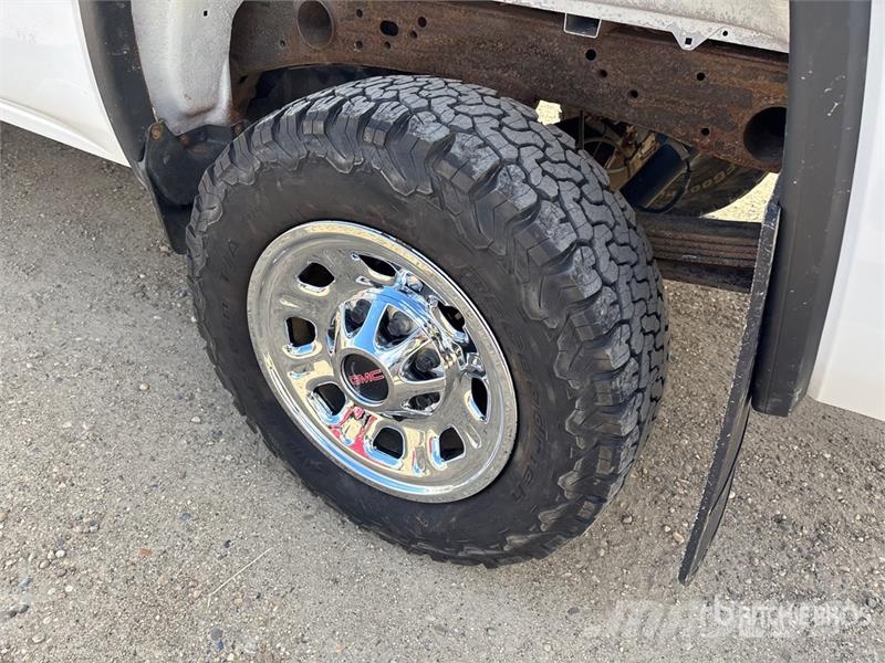 GMC Sierra 2500HD Andre varebiler