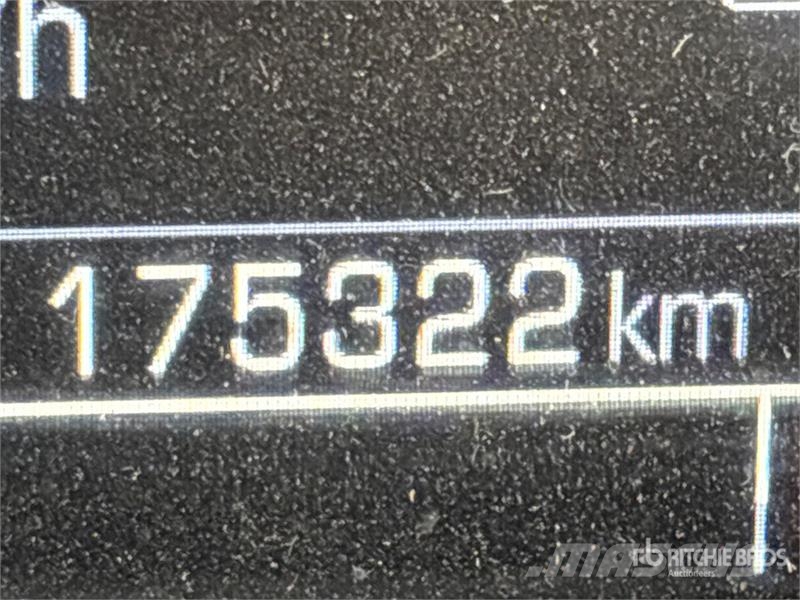 GMC Sierra 2500HD Muu