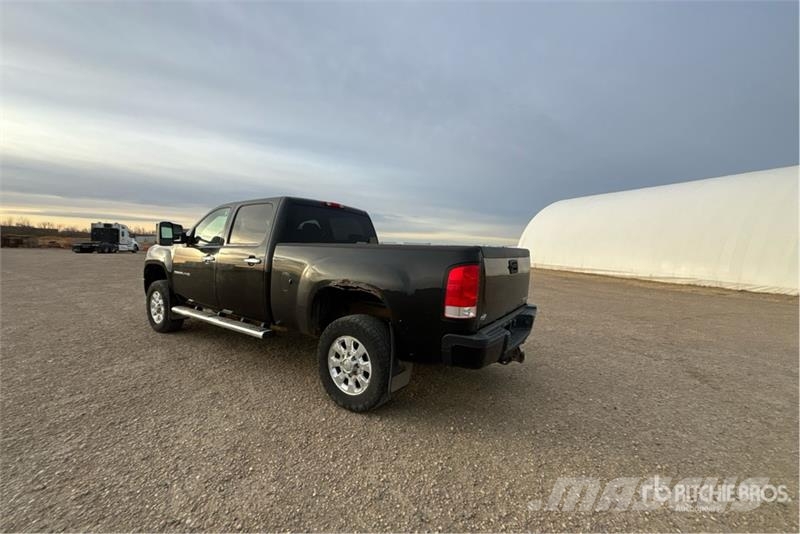 GMC Sierra 2500HD Muu
