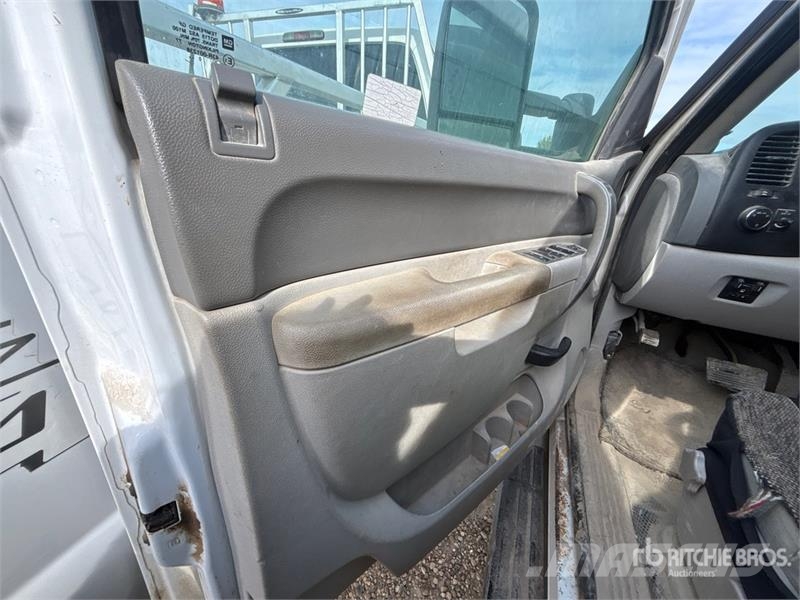 GMC Sierra 2500HD Další