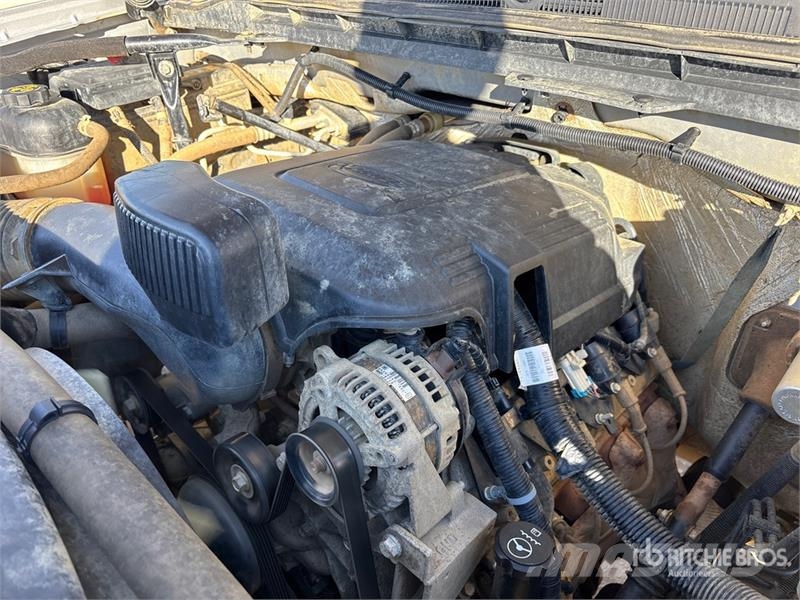 GMC Sierra 2500HD Egyéb