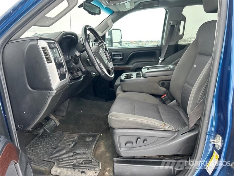GMC Sierra 2500HD Drugi