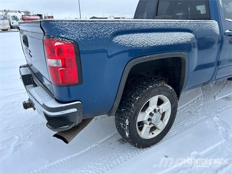 GMC Sierra 2500HD Drugi