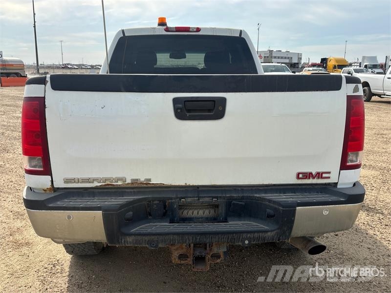 GMC Sierra 2500HD Další