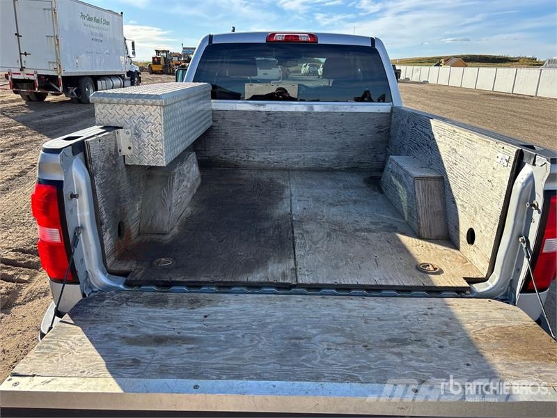 GMC Sierra 2500HD Egyéb