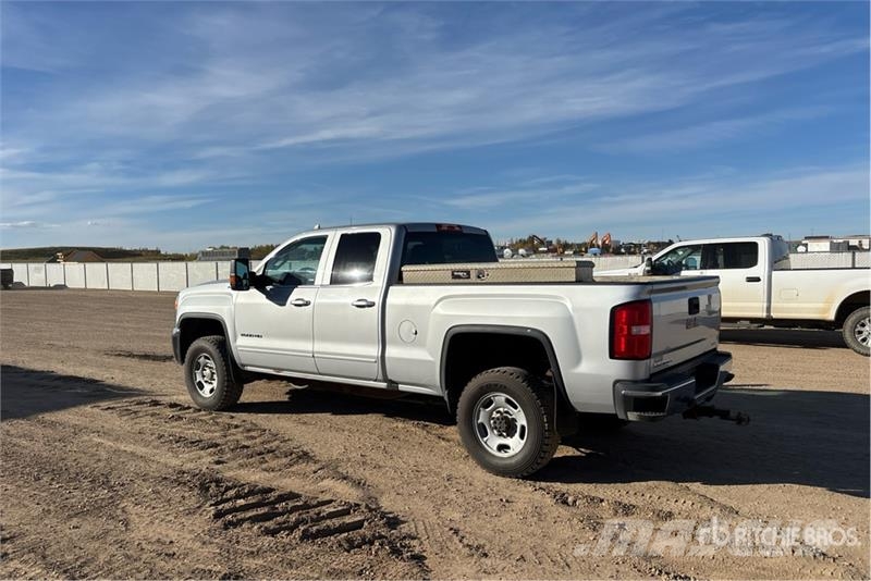 GMC Sierra 2500HD Egyéb