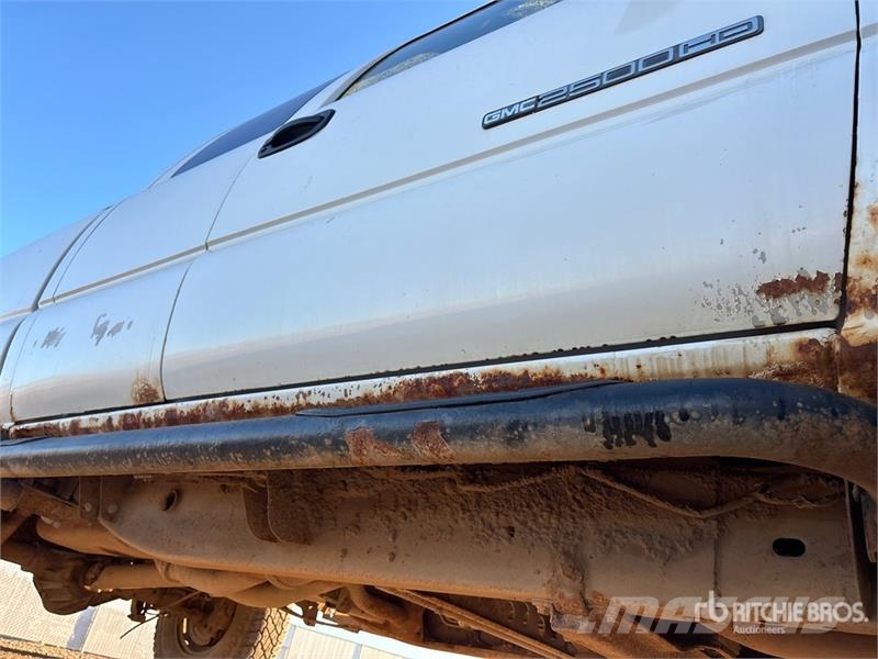GMC Sierra 2500HD Outros