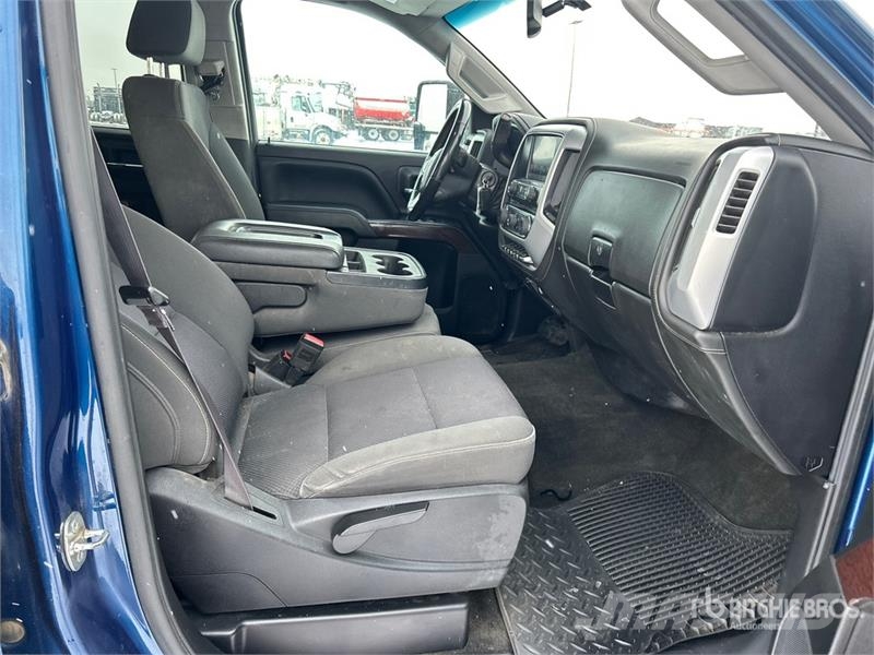 GMC Sierra 2500HD Drugi