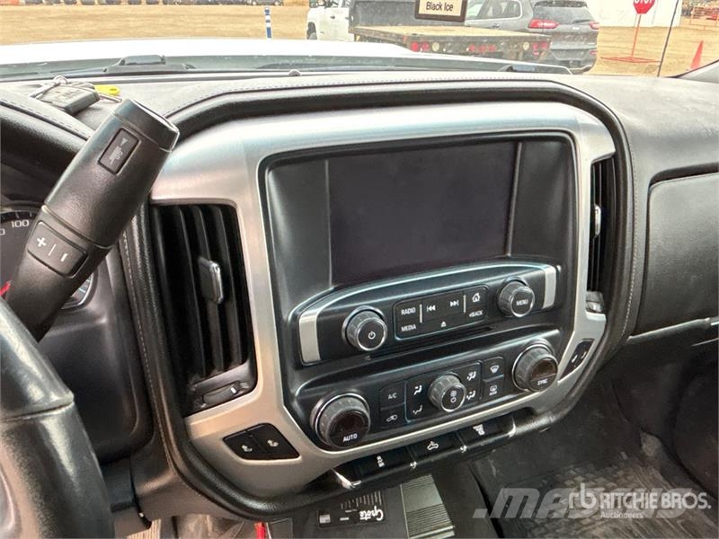 GMC Sierra 2500HD Andere Transporter