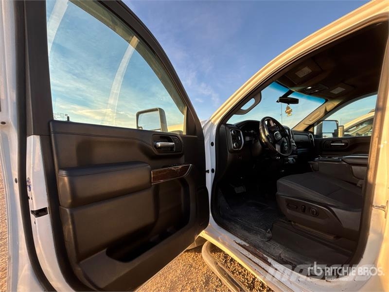 GMC Sierra 2500HD Otros