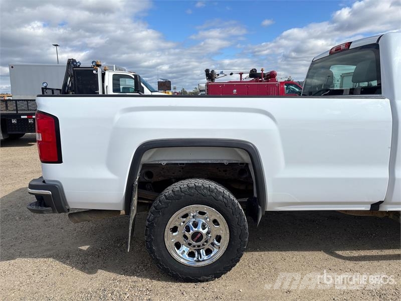 GMC Sierra 2500HD Andre varebiler