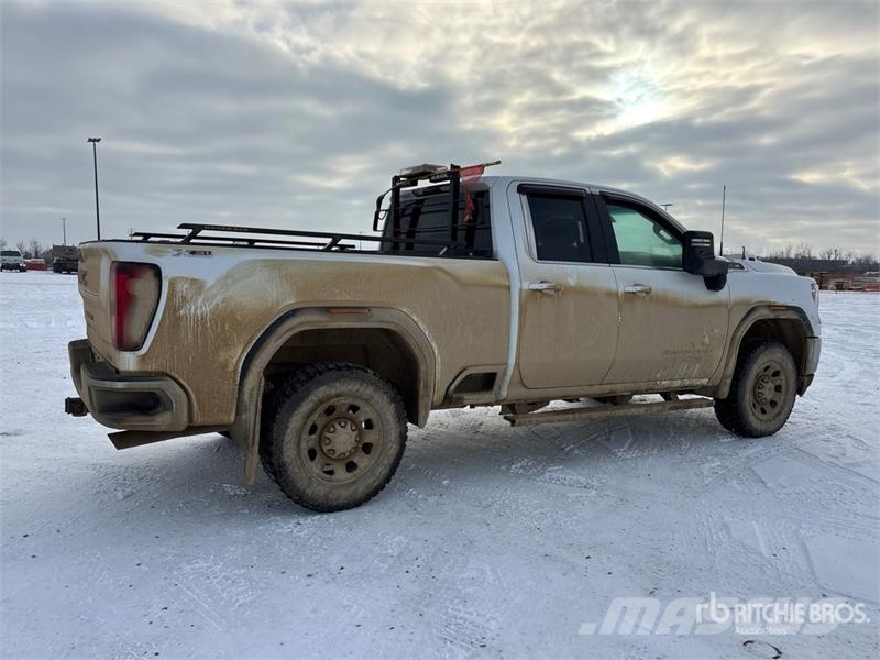 GMC Sierra 2500HD Muu
