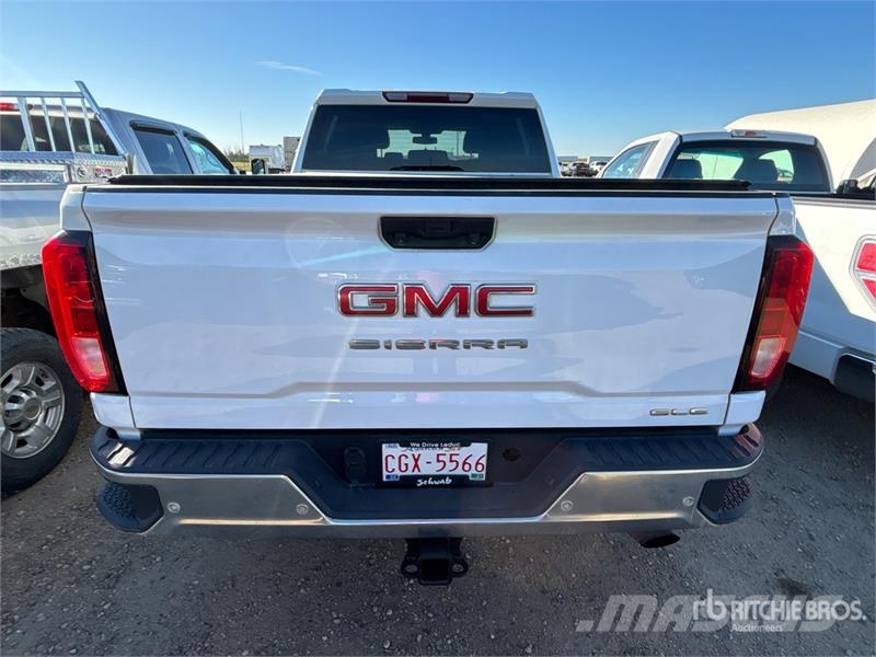 GMC Sierra 2500HD Прочие фургоны