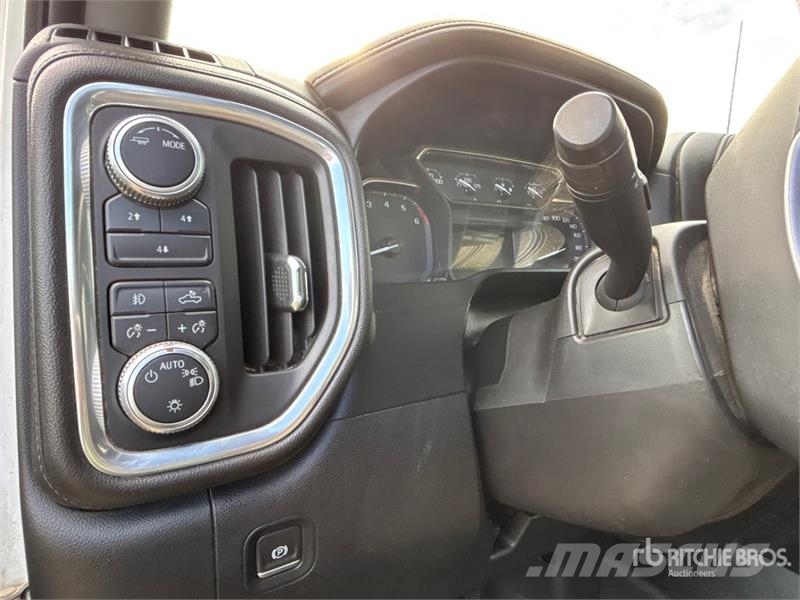 GMC Sierra 2500HD Otros