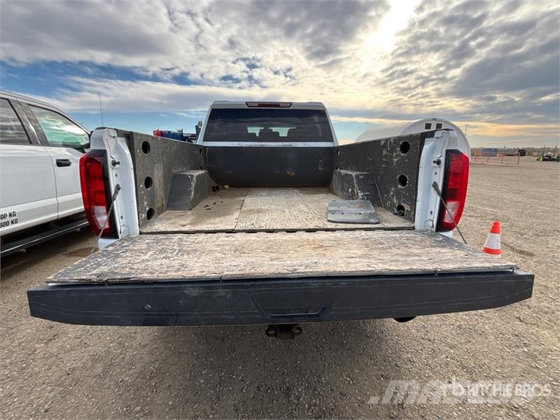 GMC Sierra 2500HD Otros