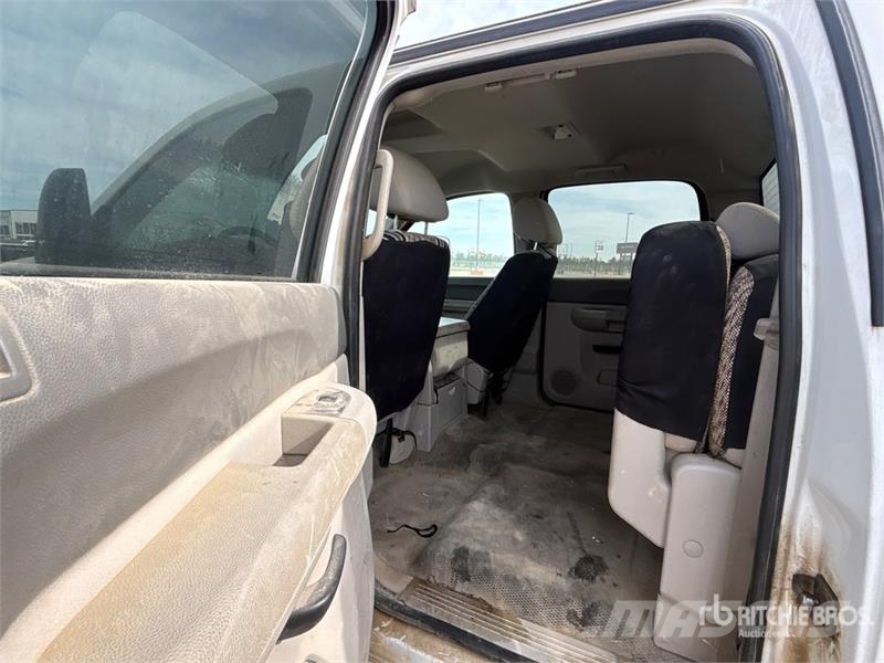 GMC Sierra 2500HD Další