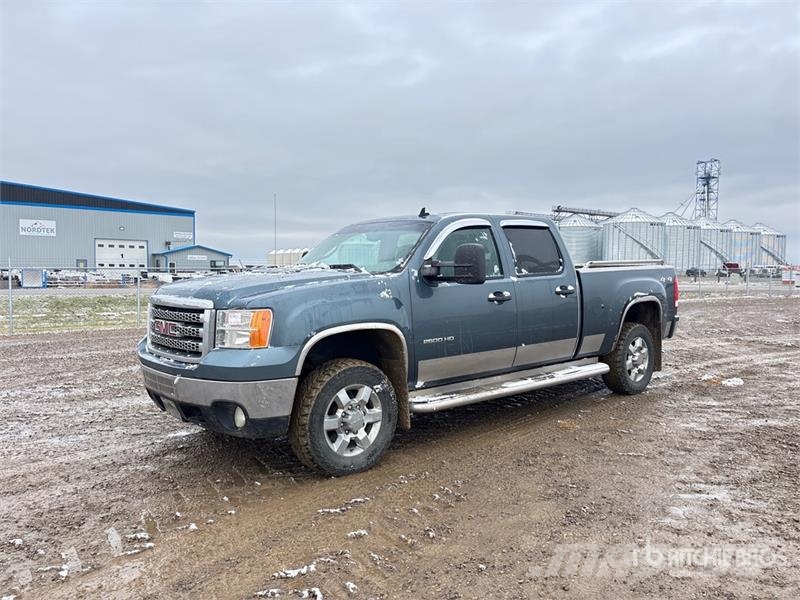GMC Sierra 2500HD Egyéb