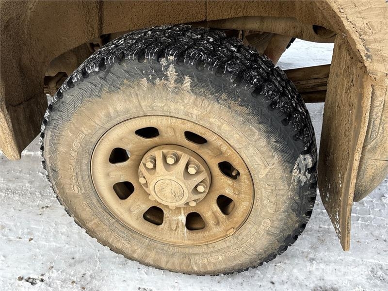 GMC Sierra 2500HD Muu