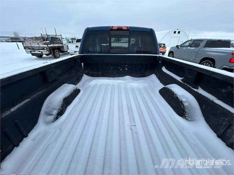 GMC Sierra 2500HD Drugi