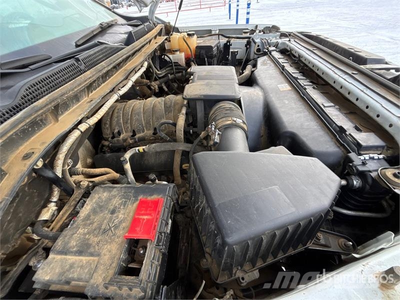 GMC Sierra 2500HD Muu
