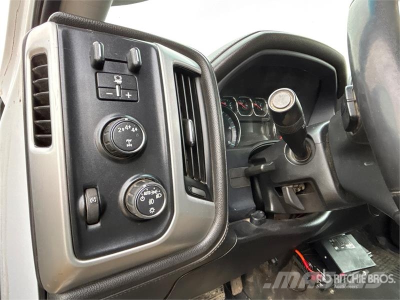 GMC Sierra 2500HD Andere Transporter