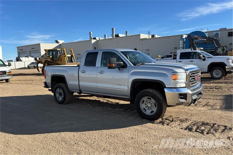 GMC Sierra 2500HD Egyéb