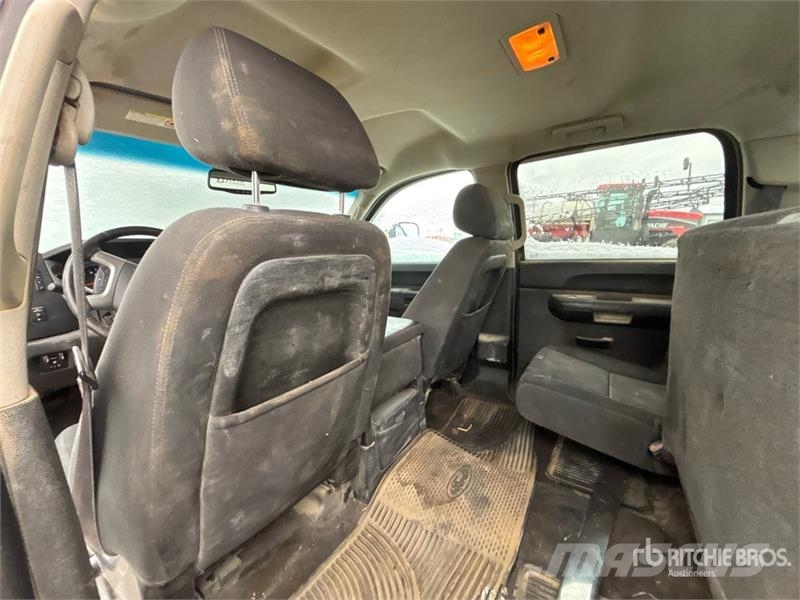 GMC Sierra 2500HD Egyéb