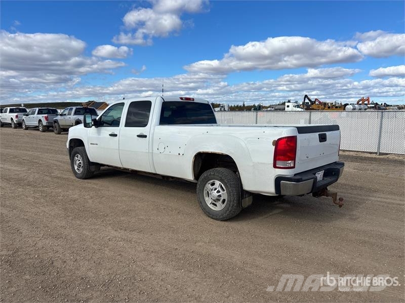 GMC Sierra 2500HD Other