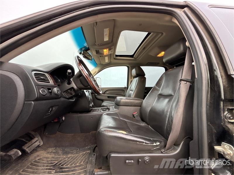 GMC Sierra 2500HD Muu