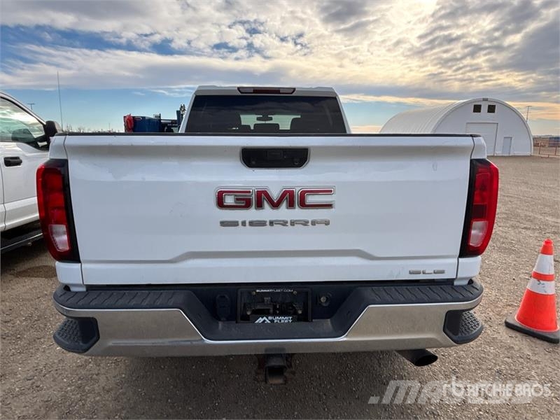 GMC Sierra 2500HD Otros