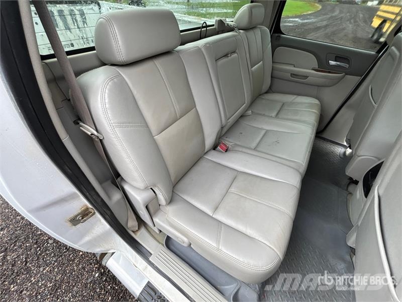 GMC Sierra 2500HD Andere Transporter
