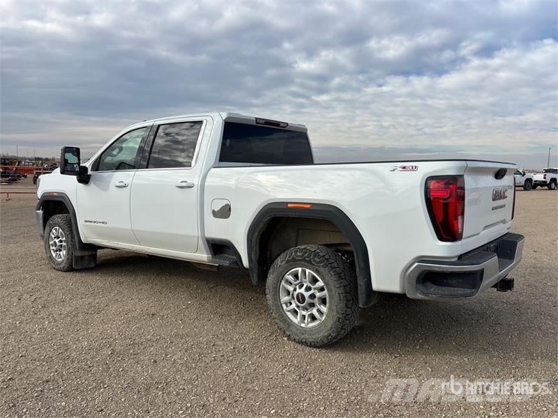 GMC Sierra 2500HD Otros