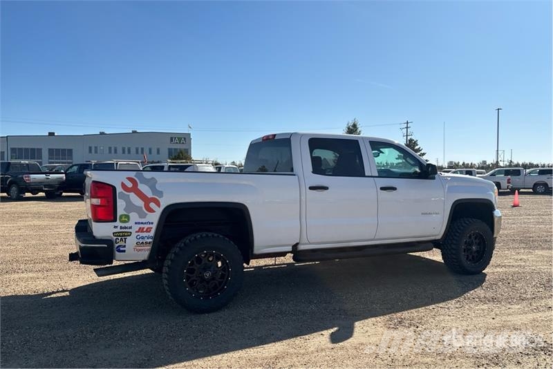 GMC Sierra 2500HD Muu
