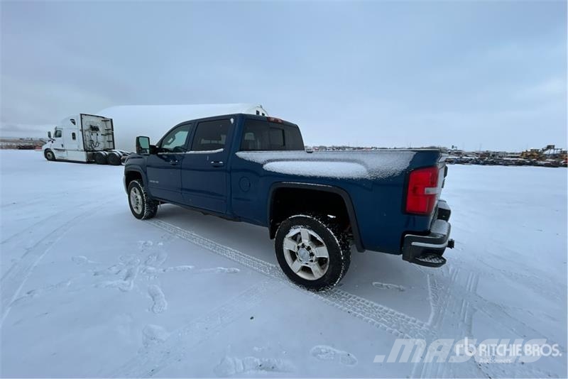 GMC Sierra 2500HD Drugi