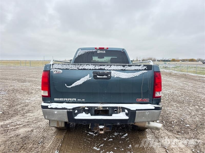 GMC Sierra 2500HD Egyéb
