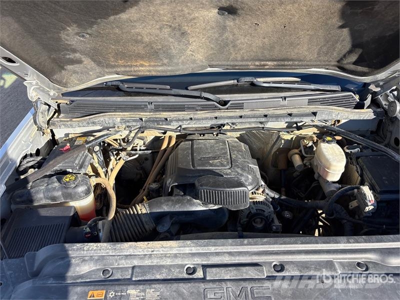 GMC Sierra 2500HD Egyéb
