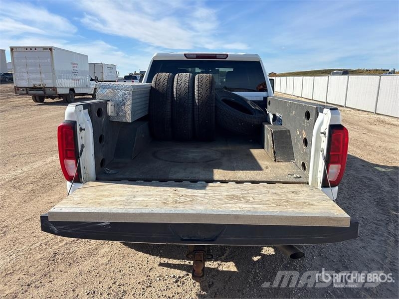 GMC Sierra 2500HD Furgoni altro