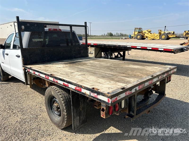 GMC Sierra 2500HD Platte bakwagens