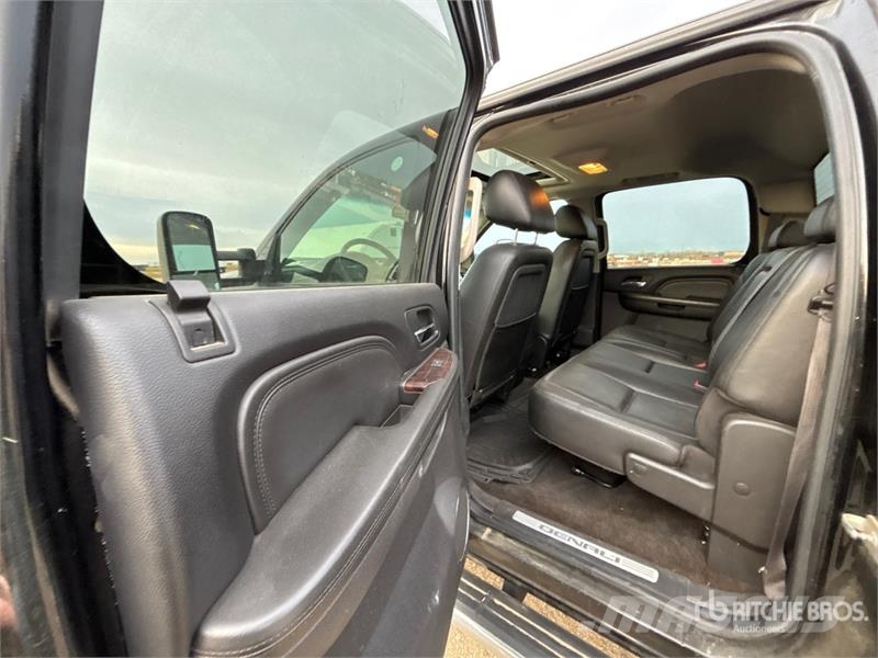 GMC Sierra 2500HD Muu
