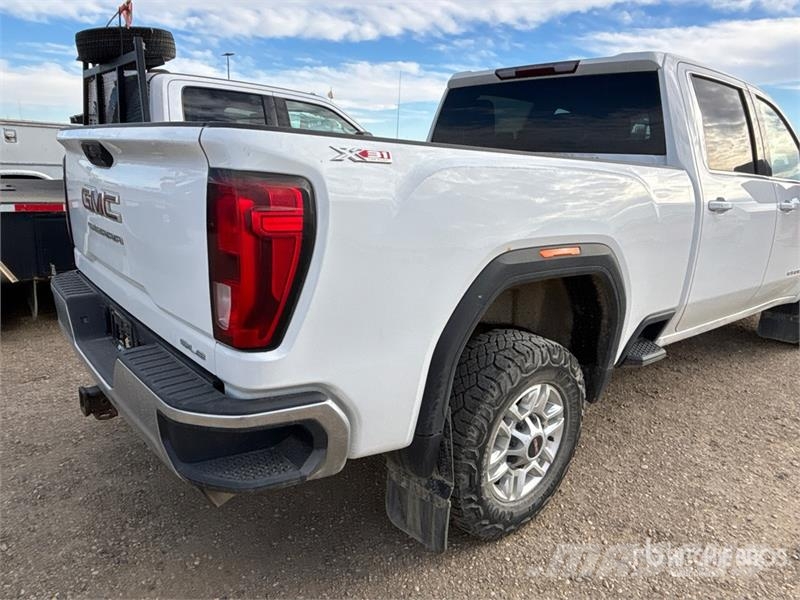 GMC Sierra 2500HD Otros