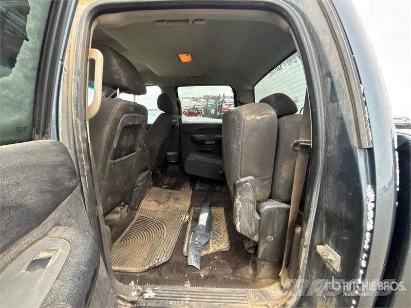 GMC Sierra 2500HD Egyéb