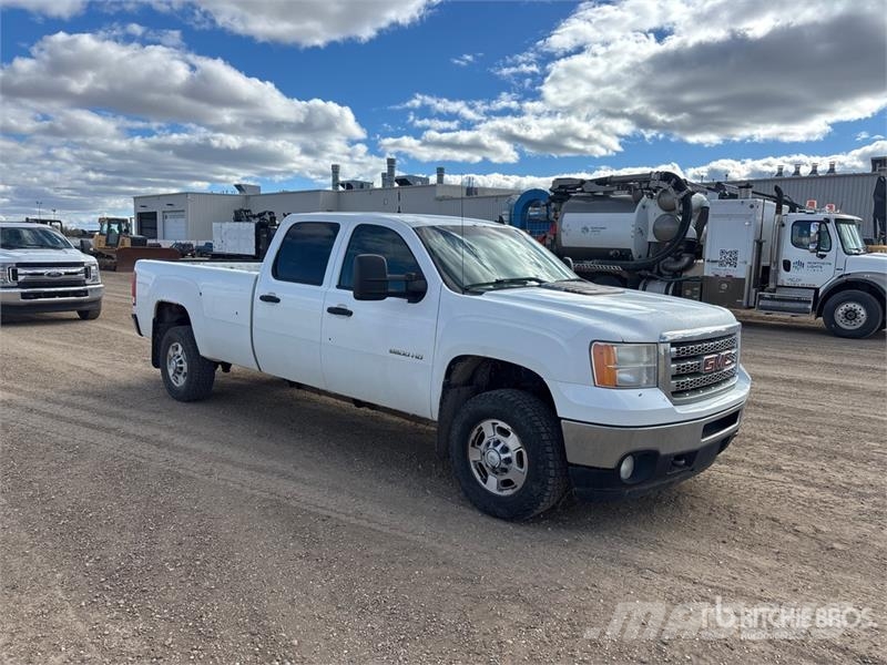 GMC Sierra 2500HD Other