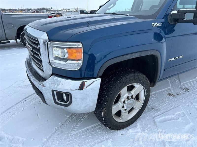 GMC Sierra 2500HD Drugi