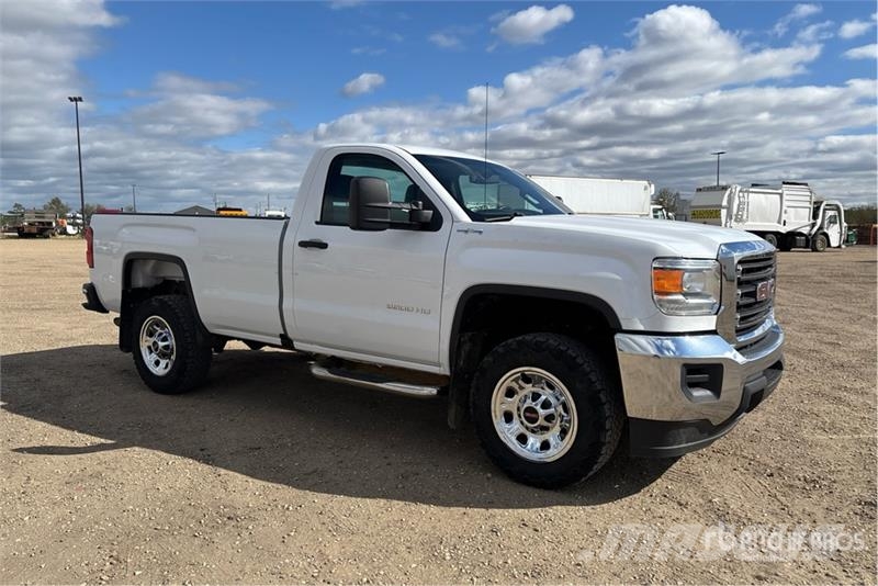 GMC Sierra 2500HD Andre varebiler